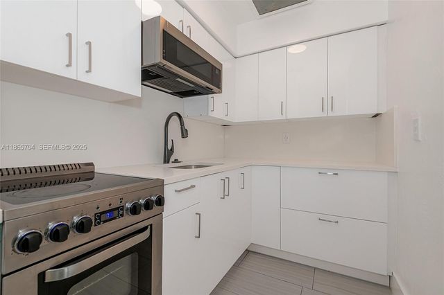2901 Polk Street 10, Hollywood, FL 33020