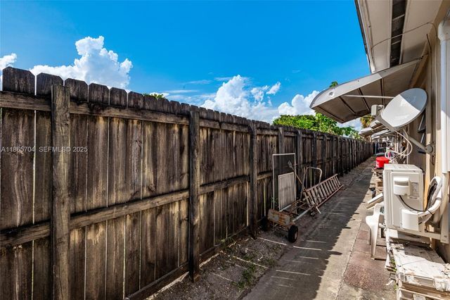 2901 Polk Street 10, Hollywood, FL 33020