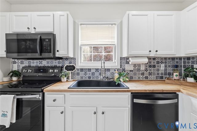 846 Tavern Green Rd, Glen Allen, VA 23060