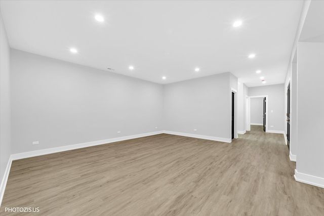 4708 Laurel Avenue, Glenview, IL 60025