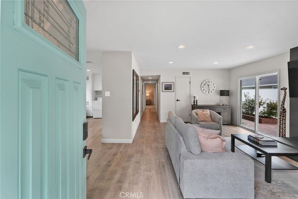 22641 Dolorosa, Los Angeles, CA 91367 — photo 5