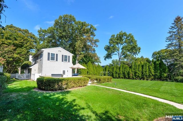 130 Glenwood Road, Ridgewood, NJ 07450