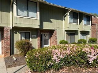 2032 Powers Ferry SE Trace, Marietta, GA 30067