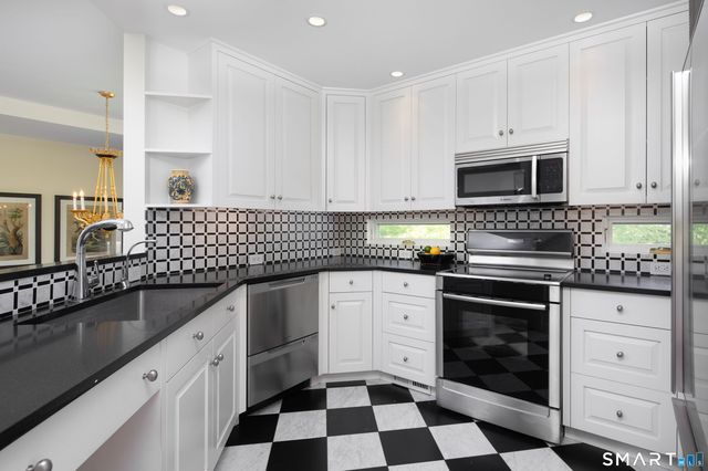 5 Great Elm Road 3, Sharon, CT 06069