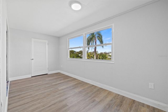 1000 49TH STREET N 214, St Petersburg, FL 33710