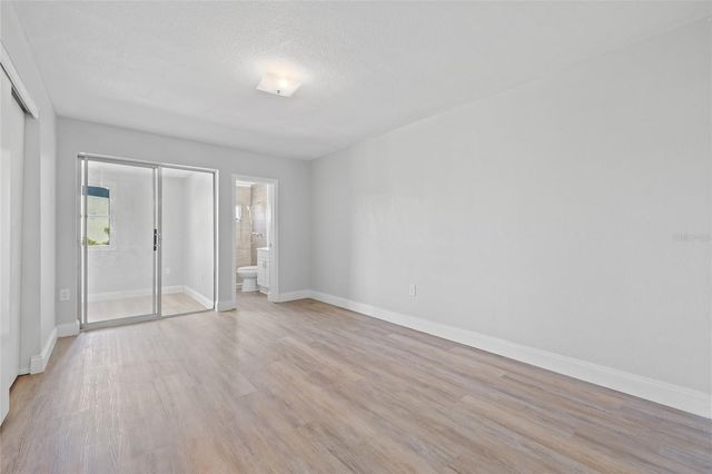 1000 49TH STREET N 214, St Petersburg, FL 33710