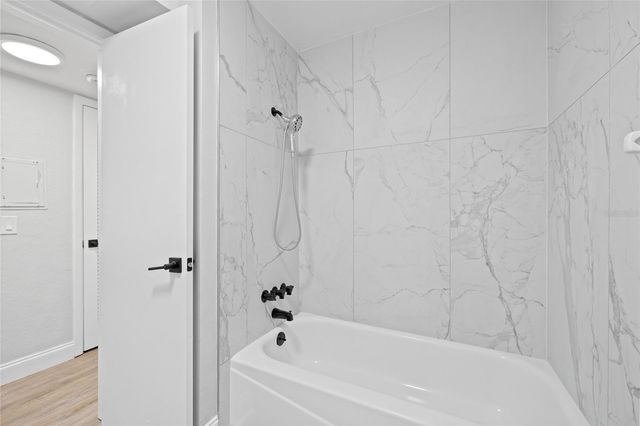 1000 49TH STREET N 214, St Petersburg, FL 33710