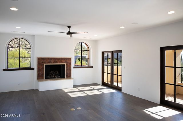 10728 E COTTONTAIL Lane, Scottsdale, AZ 85255