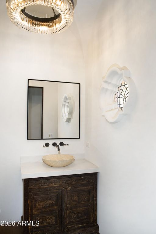 Image 18 of property listing at 10728 E COTTONTAIL Lane, Scottsdale, AZ 85255