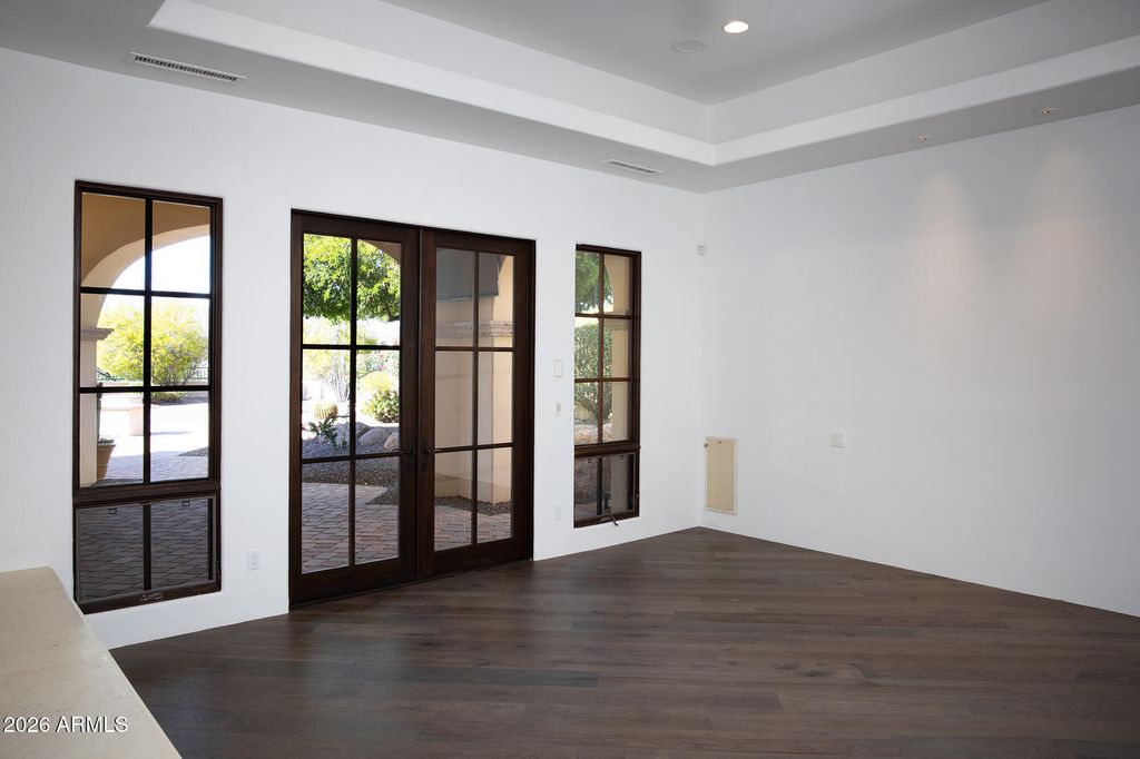 Image 24 of property listing at 10728 E COTTONTAIL Lane, Scottsdale, AZ 85255