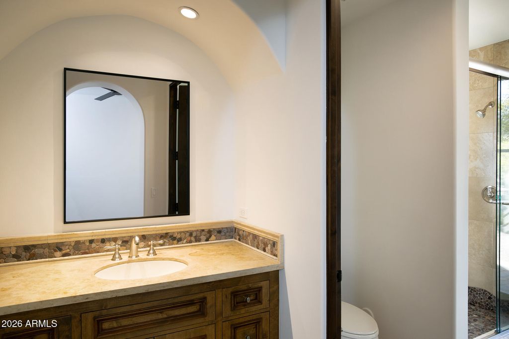 Image 32 of property listing at 10728 E COTTONTAIL Lane, Scottsdale, AZ 85255