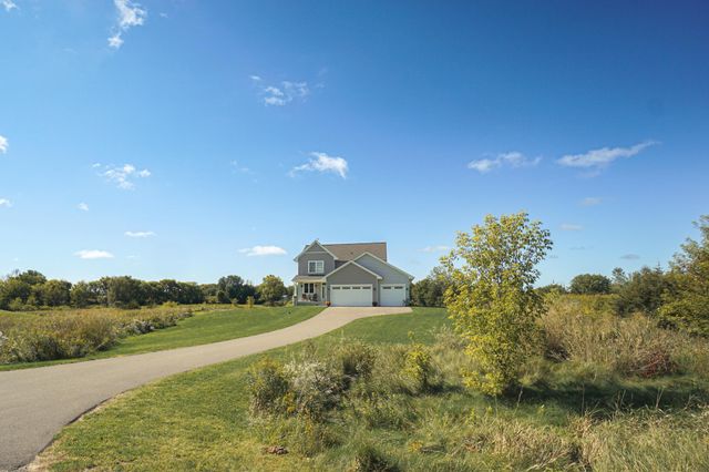 18805 Scenic Way, Shafer, MN 55074