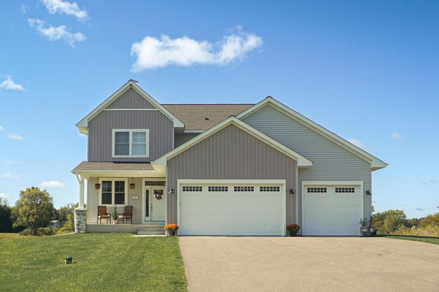 18805 Scenic Way, Shafer, MN 55074