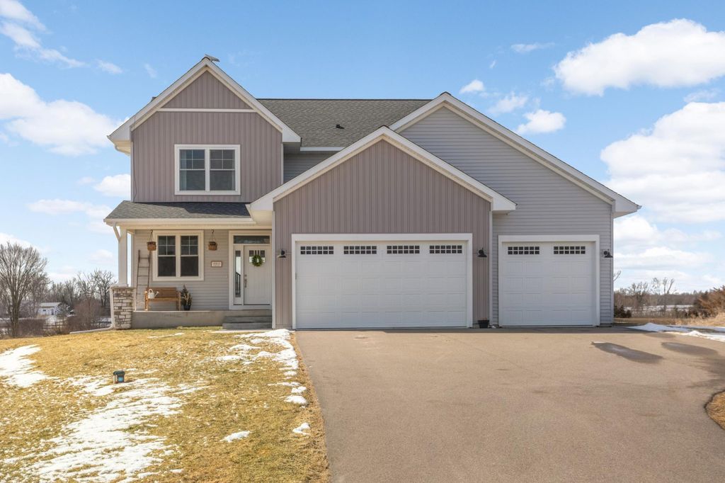 18805 Scenic Way, Shafer, MN 55074