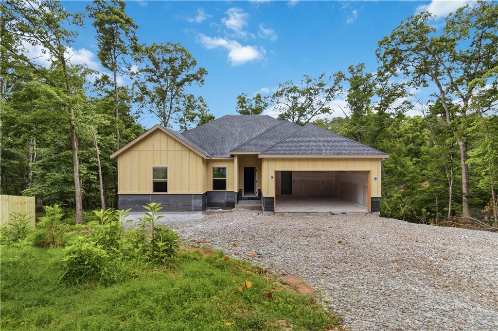 3 Ardley Lane, Bella Vista, AR 72714