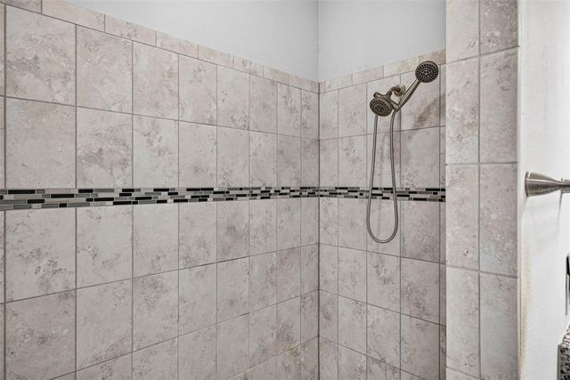 11514 LELAND GROVES DRIVE, Riverview, FL 33579