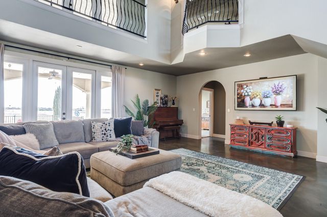 8417 County Rd 6940, Lubbock, TX 79407