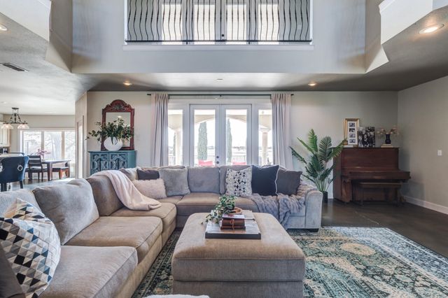 8417 County Rd 6940, Lubbock, TX 79407