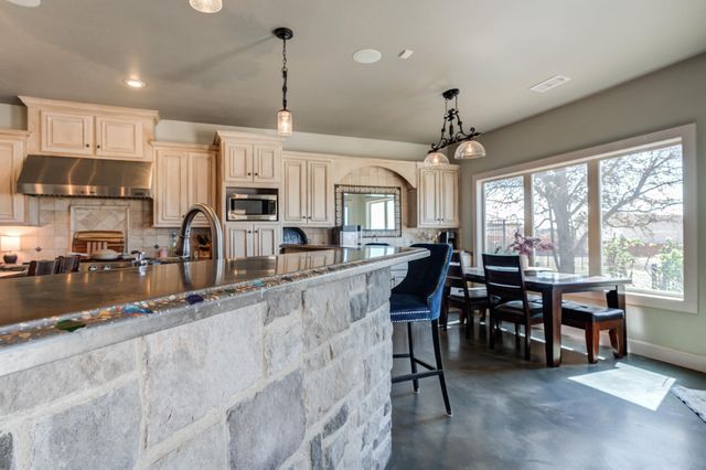8417 County Rd 6940, Lubbock, TX 79407