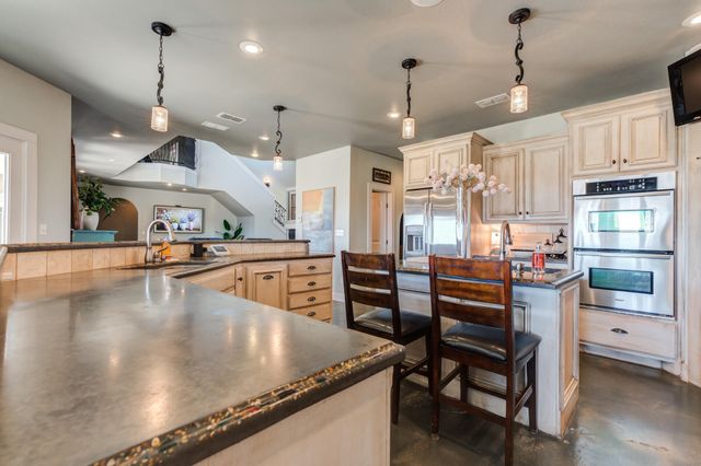 8417 County Rd 6940, Lubbock, TX 79407