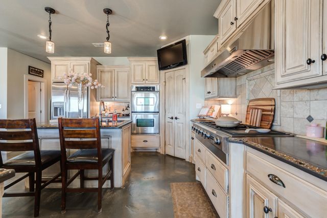 8417 County Rd 6940, Lubbock, TX 79407