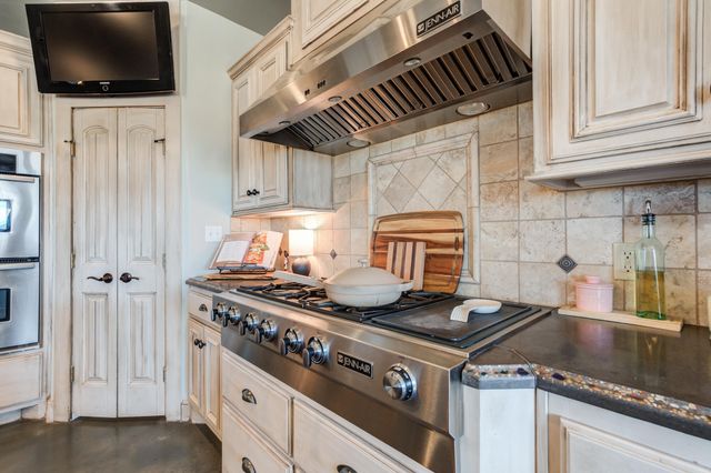 8417 County Rd 6940, Lubbock, TX 79407