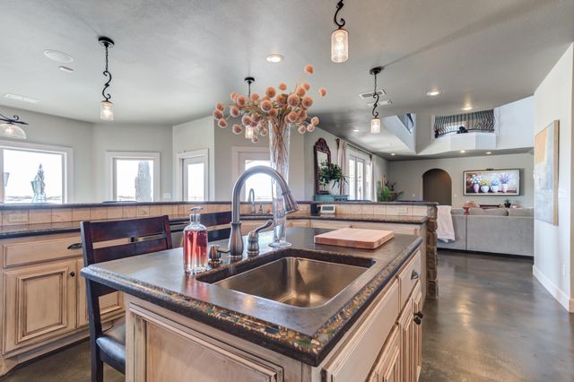 8417 County Rd 6940, Lubbock, TX 79407