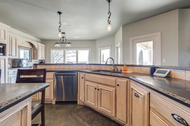 8417 County Rd 6940, Lubbock, TX 79407
