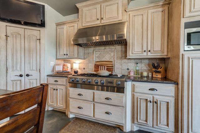 8417 County Rd 6940, Lubbock, TX 79407