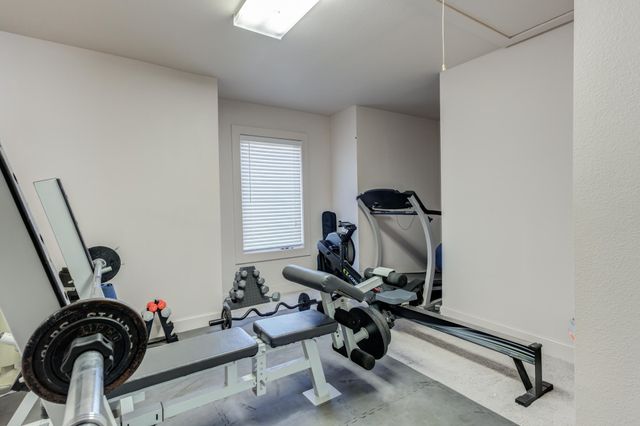 8417 County Rd 6940, Lubbock, TX 79407