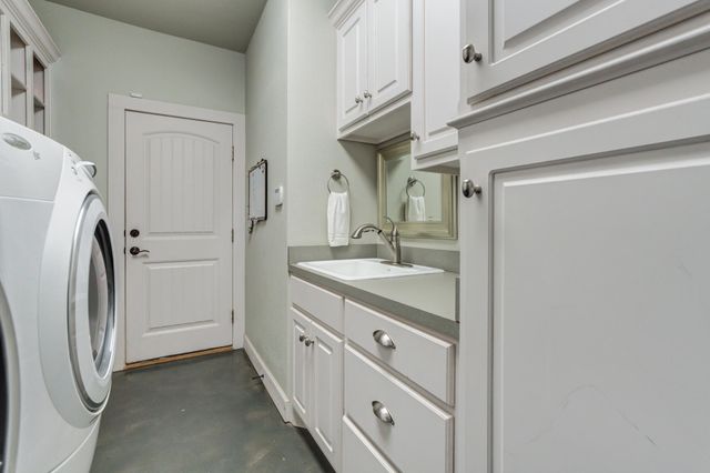 8417 County Rd 6940, Lubbock, TX 79407