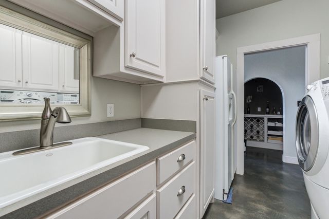 8417 County Rd 6940, Lubbock, TX 79407