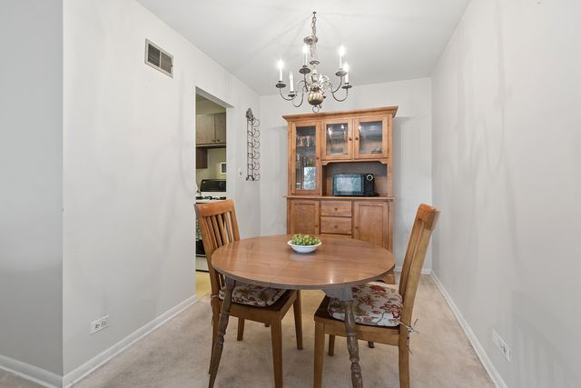 9840 S Pulaski Road 106, Oak Lawn, IL 60453