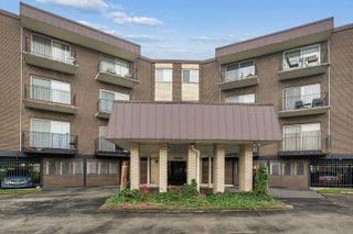 9840 S Pulaski Road 106, Oak Lawn, IL 60453