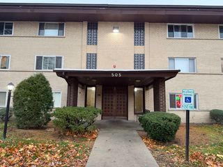 505 S Cleveland Avenue 303, Arlington Heights, IL 60005