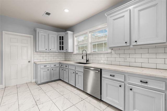 4401 Hain Street, Houston, TX 77009