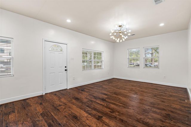 4401 Hain Street, Houston, TX 77009