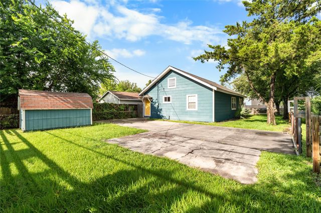 4401 Hain Street, Houston, TX 77009