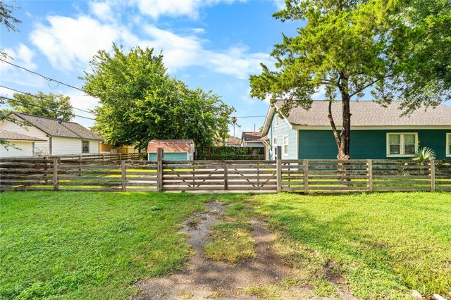 4401 Hain Street, Houston, TX 77009