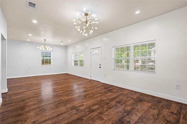 4401 Hain Street, Houston, TX 77009
