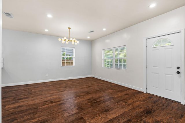 4401 Hain Street, Houston, TX 77009