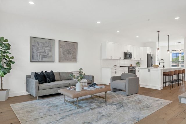 635 Main Street 4, Wilmington, MA 01887