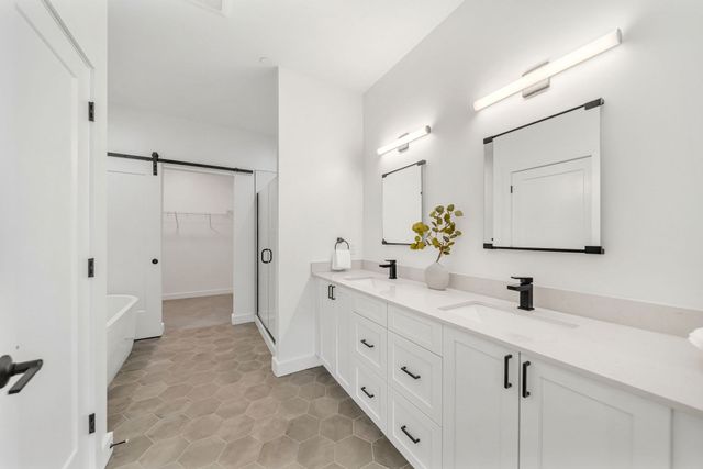 635 Main Street 4, Wilmington, MA 01887