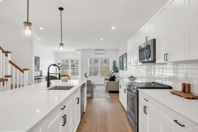 635 Main Street 4, Wilmington, MA 01887