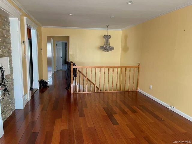 5715 224th Street, Oakland Gardens, NY 11364