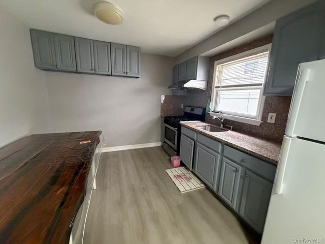 5715 224th Street, Oakland Gardens, NY 11364