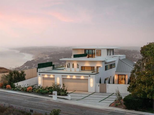 2082 Via Casa Alta, La Jolla, CA 92037