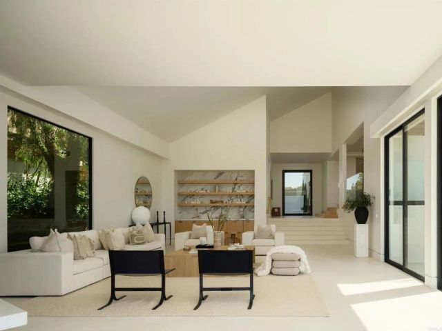 2082 Via Casa Alta, La Jolla, CA 92037