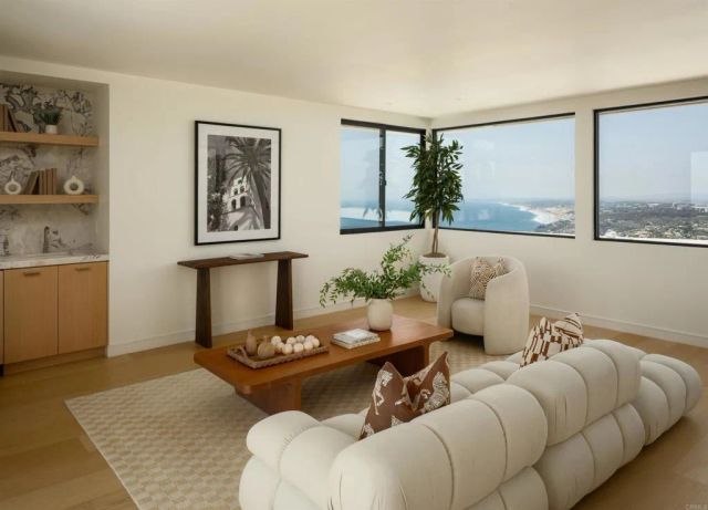 2082 Via Casa Alta, La Jolla, CA 92037