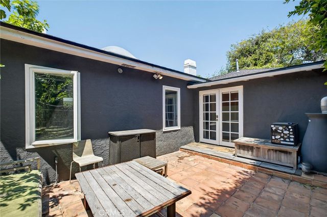 608 35th Street, Manhattan Beach, CA 90266